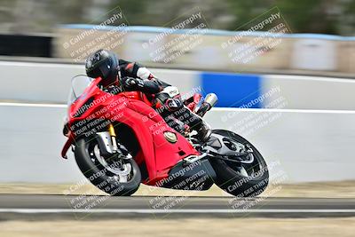 media/Apr-18-2025-TrackDaz (Fri) [[45f5874c44]]/B Group/Session 4 (Turn 6 - Outside)/